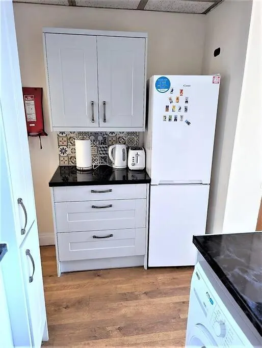 بيت للعطل 3 Bedroom House 10 Min Walk To Heathway Station سوفيريتو